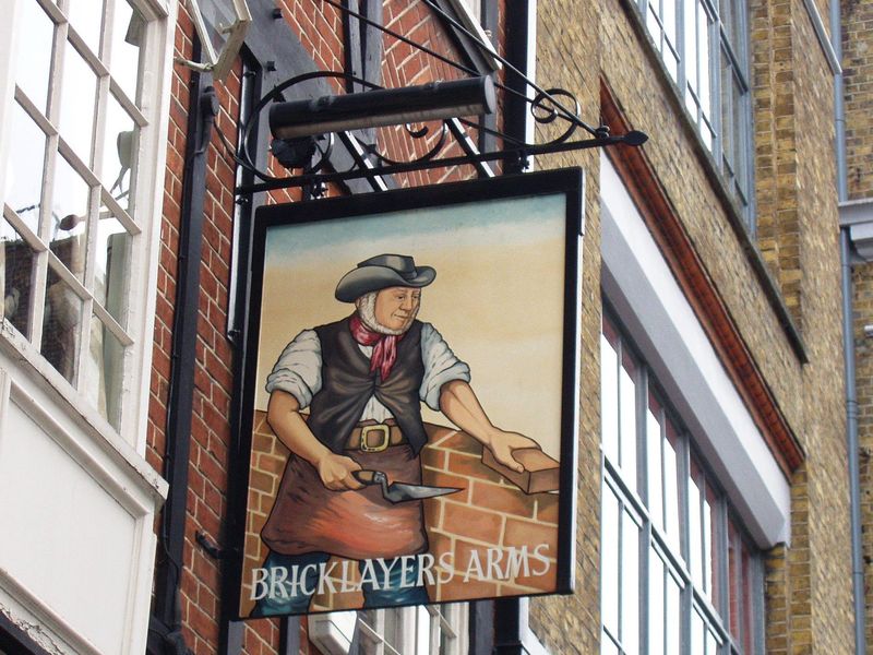 Bricklayers Arms W1 sign. (Pub, External, Sign). Published on 27-11-2016 