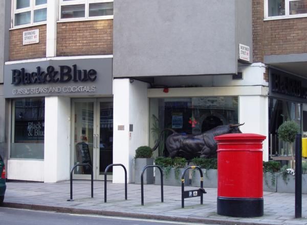 Black & Blue W1. (Pub, External, Key). Published on 28-12-2014