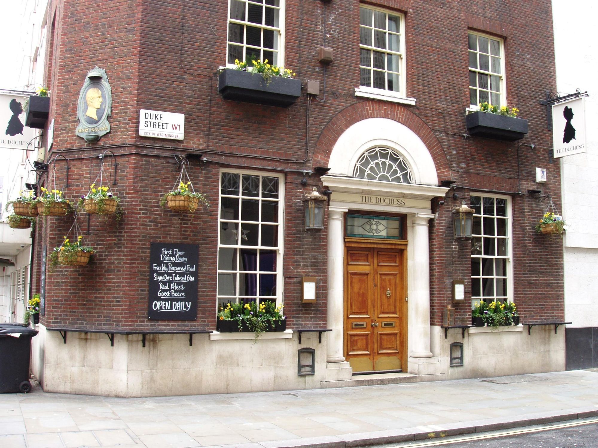 Duchess W1 Mar 2023. (Pub, External, Key). Published on 19-03-2023