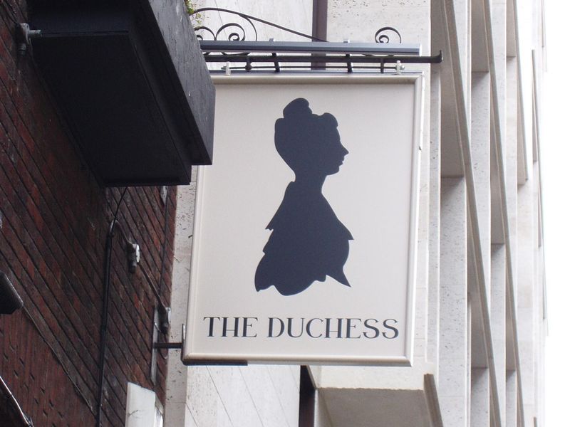 Duchess W1 sign Mar 2023. (Pub, External, Sign). Published on 19-03-2023 