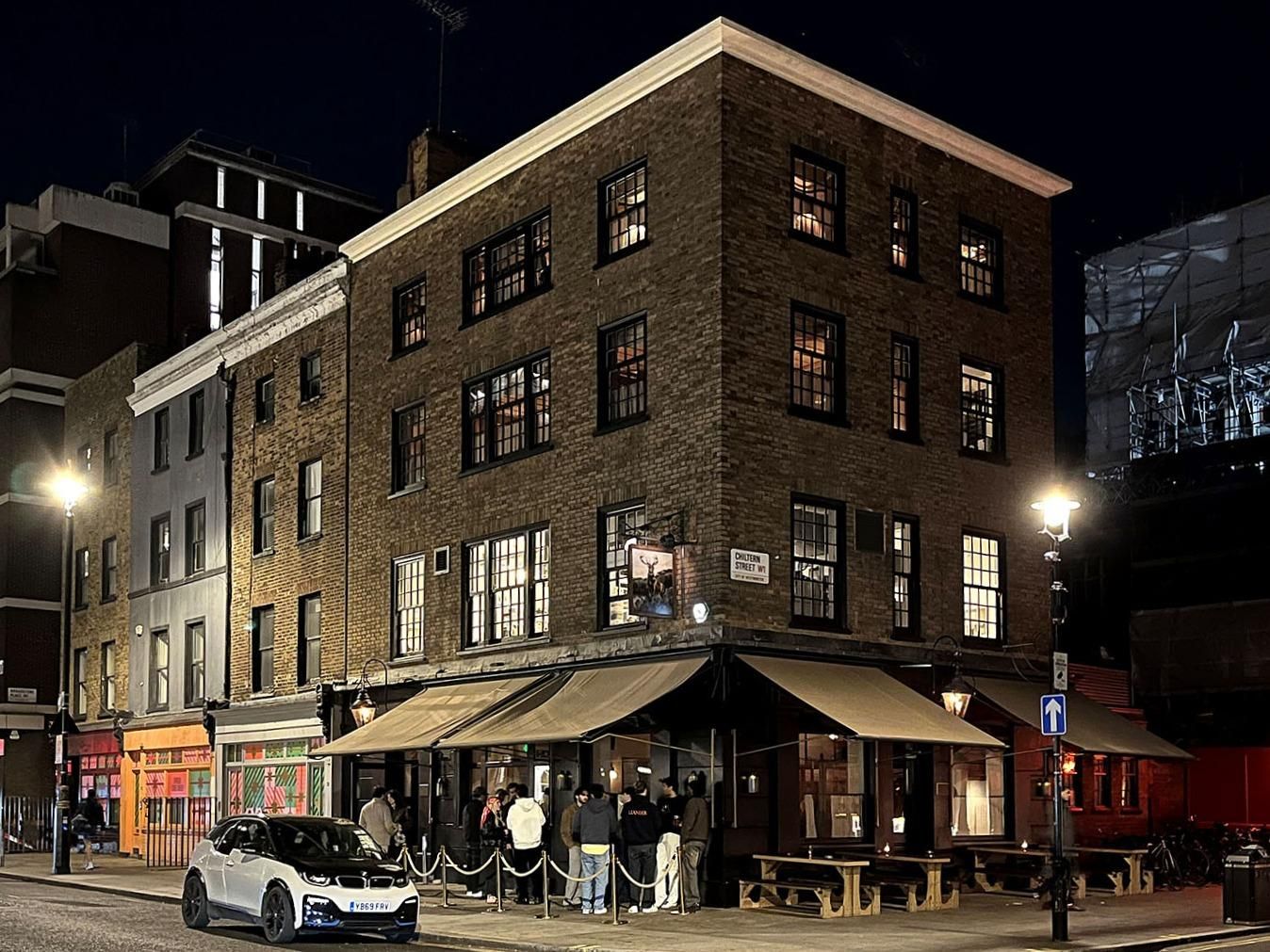 Exterior by night. (External). Published on 08-04-2026