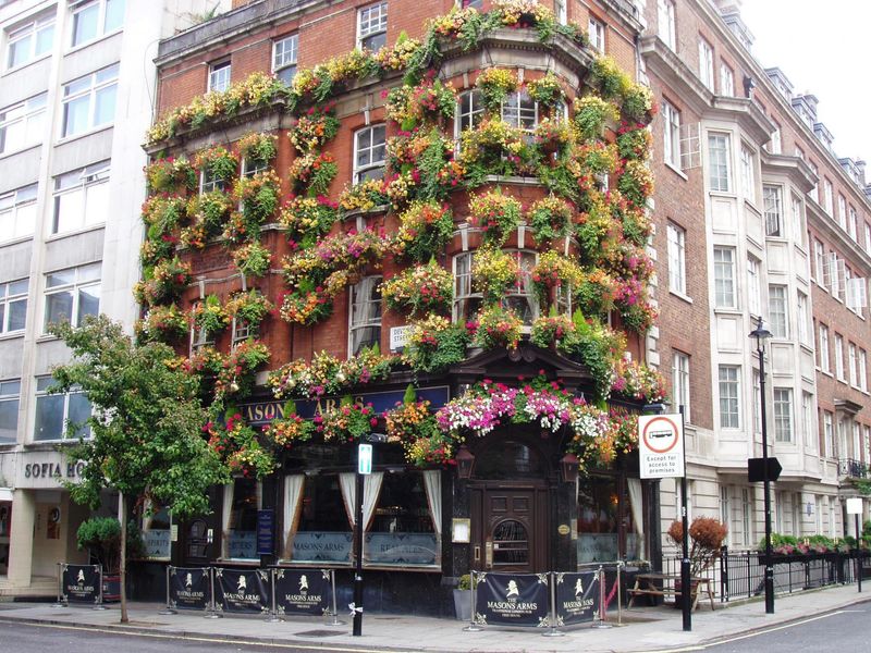 Masons Arms W1-1 July 2017. (Pub, External). Published on 30-07-2017
