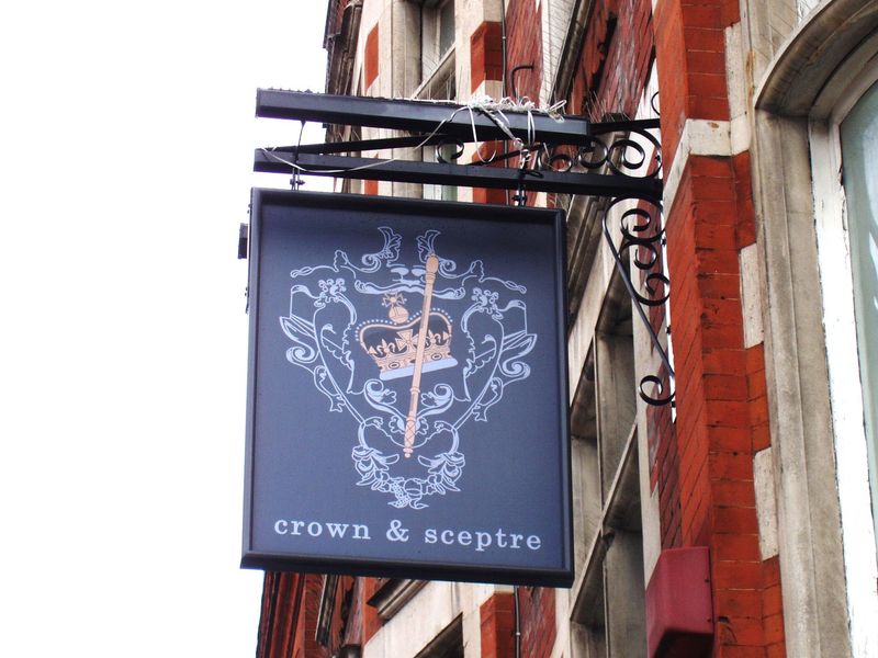 Crown & Sceptre W1 sign July 2017. (Pub, External, Sign). Published on 30-07-2017