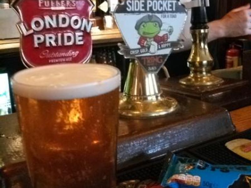 Stags Head interior beers. (Pub, Bar). Published on 05-07-2016 