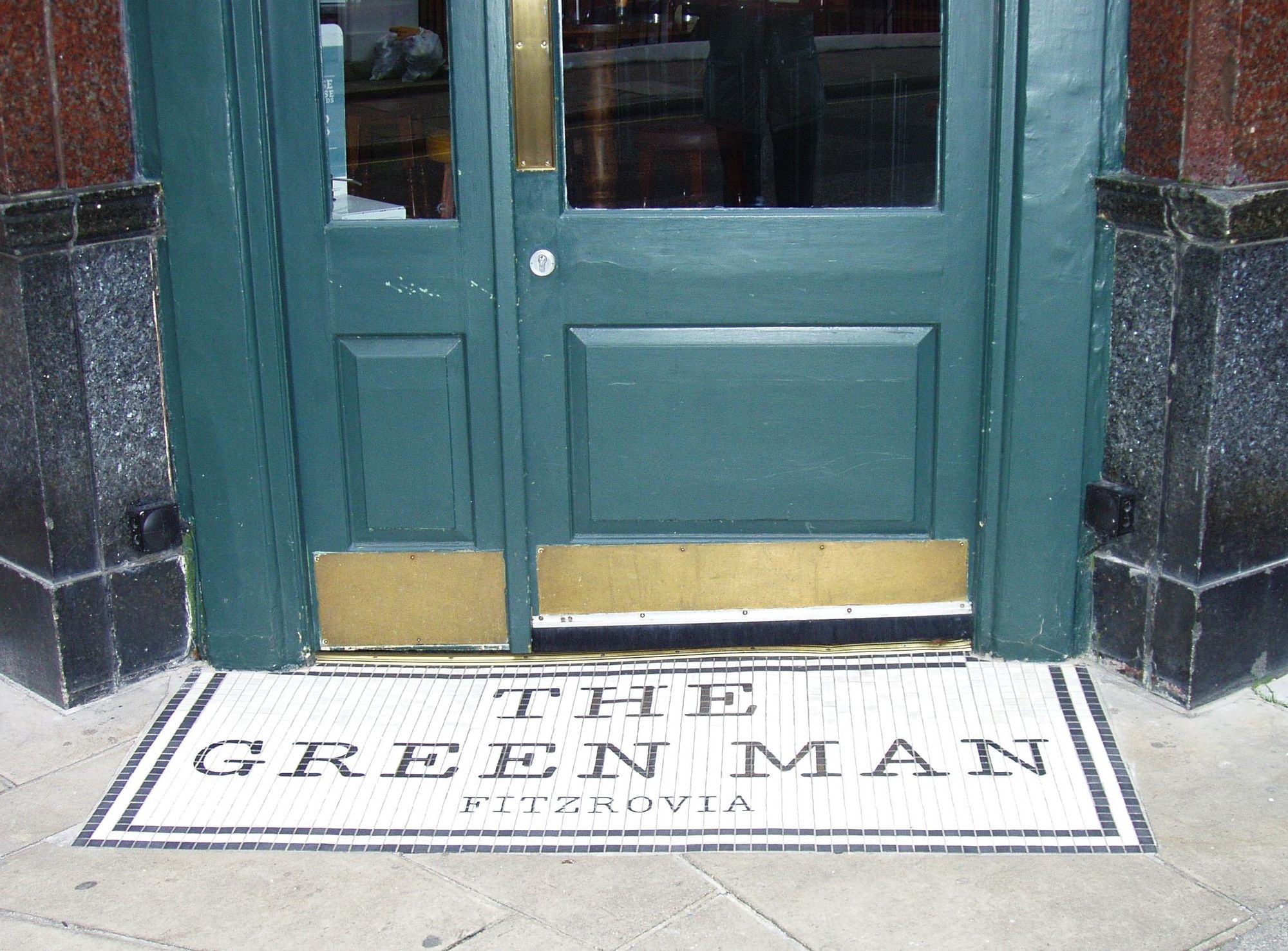 Green Man Fitzrovia-4 Jan 2022. (Pub, External). Published on 23-01-2022
