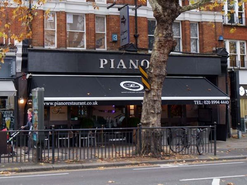 The Piano. (External, Bar, Restaurant). Published on 17-11-2018