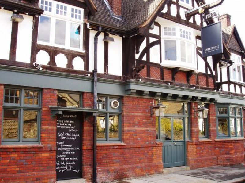 Queens Head - formally Smokehouse. (Pub, External, Key). Published on 26-03-2015