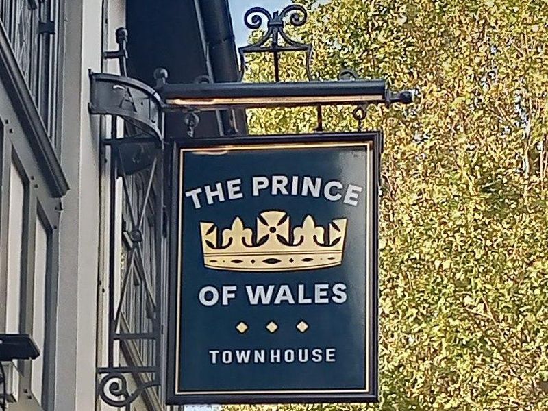 Taken Oct 2020. (External, Sign). Published on 16-10-2020 