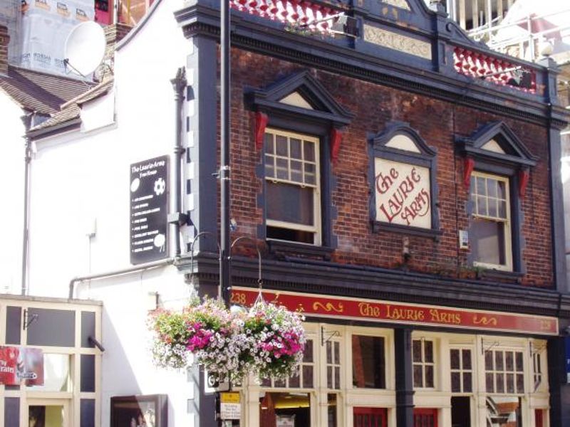 old Laurie Arms W6. (Pub, External). Published on 09-08-2013 