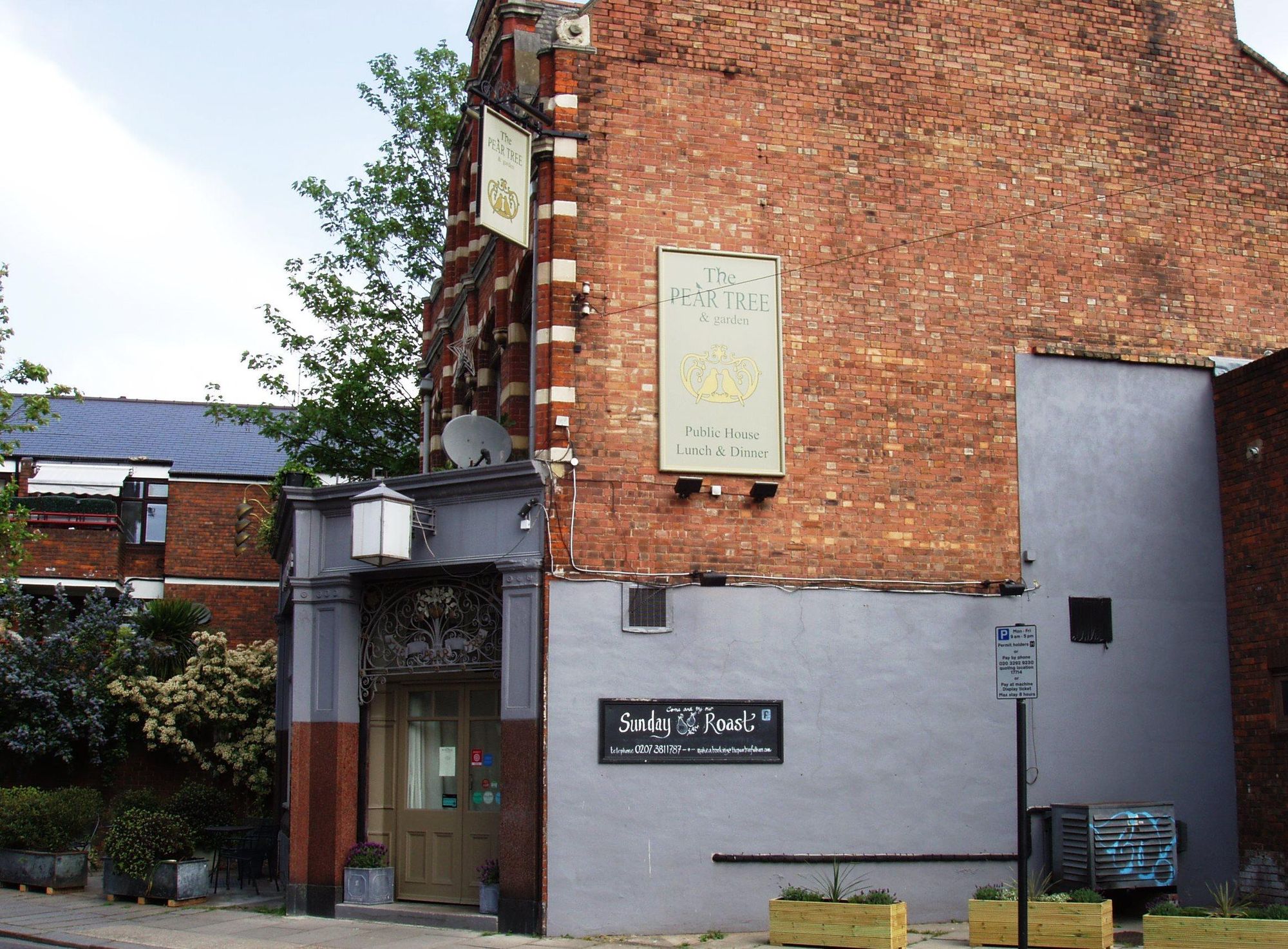 Pear Tree W6-2 April 2017. (Pub, External). Published on 23-04-2017