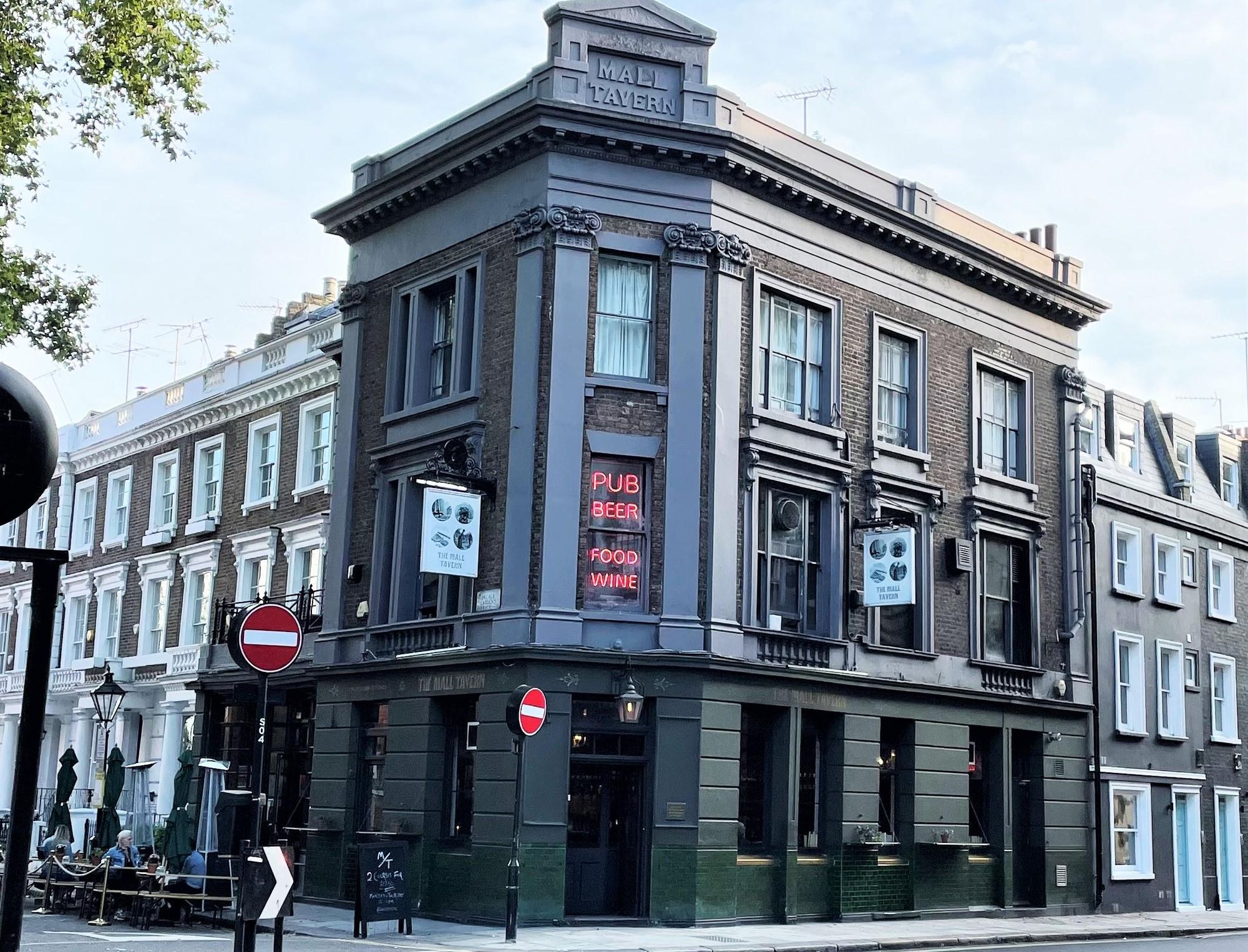 Mall Tavern W8 Aug 2021. (Pub, External, Key). Published on 17-08-2021