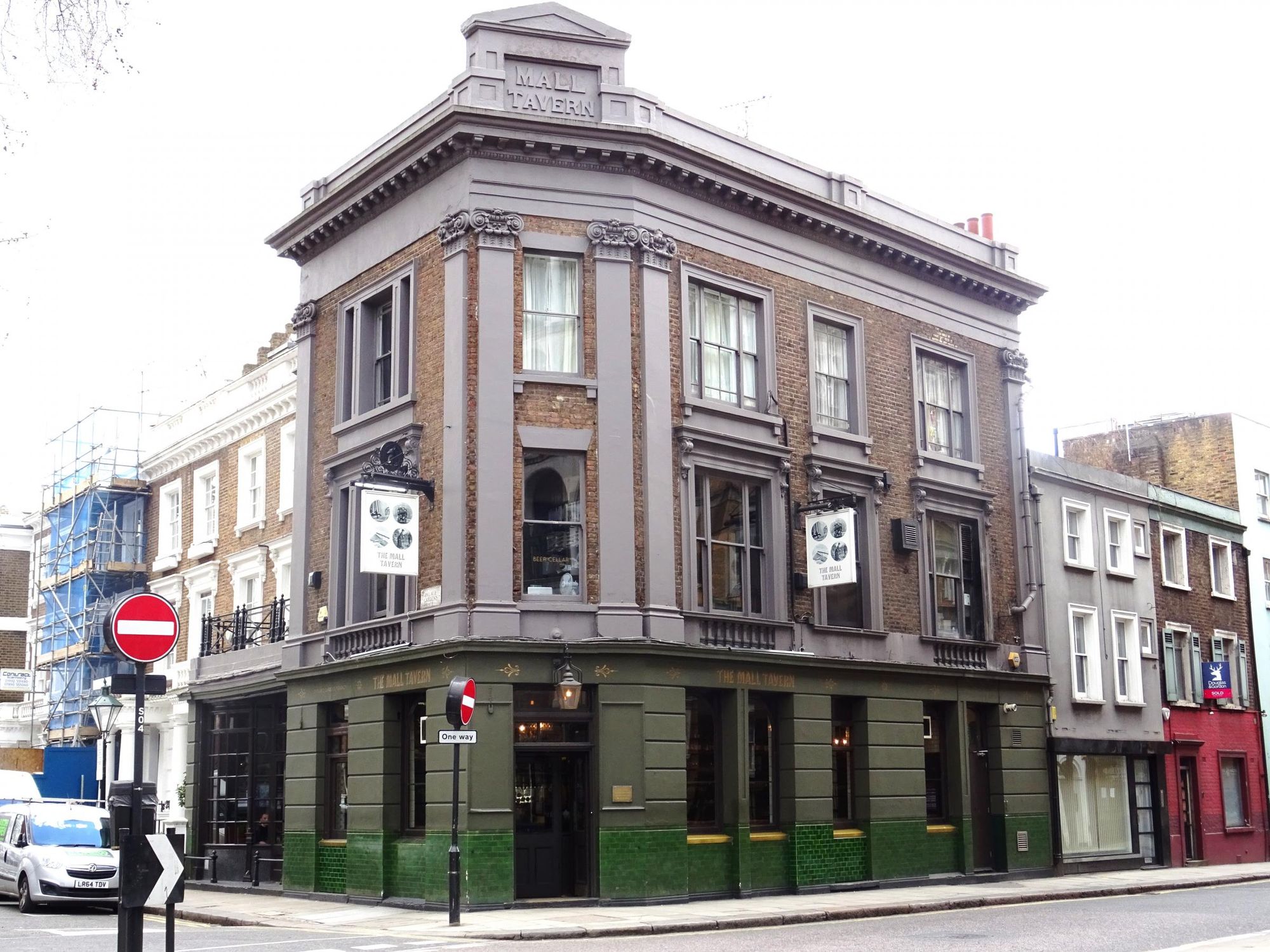 Mall Tavern W8 Mar 2018. (Pub, External). Published on 30-03-2018