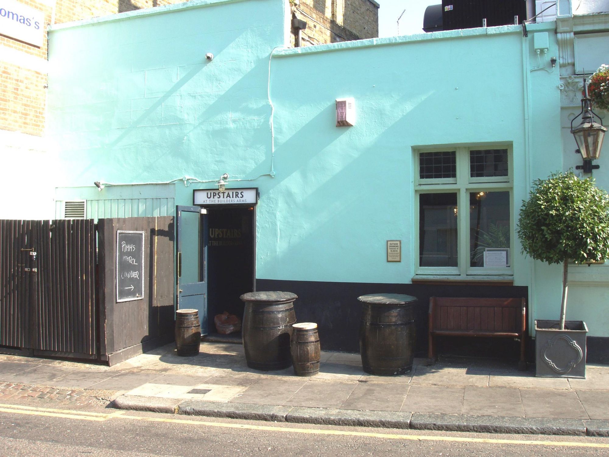 Builders Arms W8-3 July 2018. (Pub, External). Published on 01-07-2018