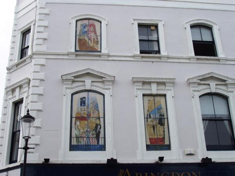 Abingdon W8 murals Aug 2015. (Pub, External). Published on 23-08-2015