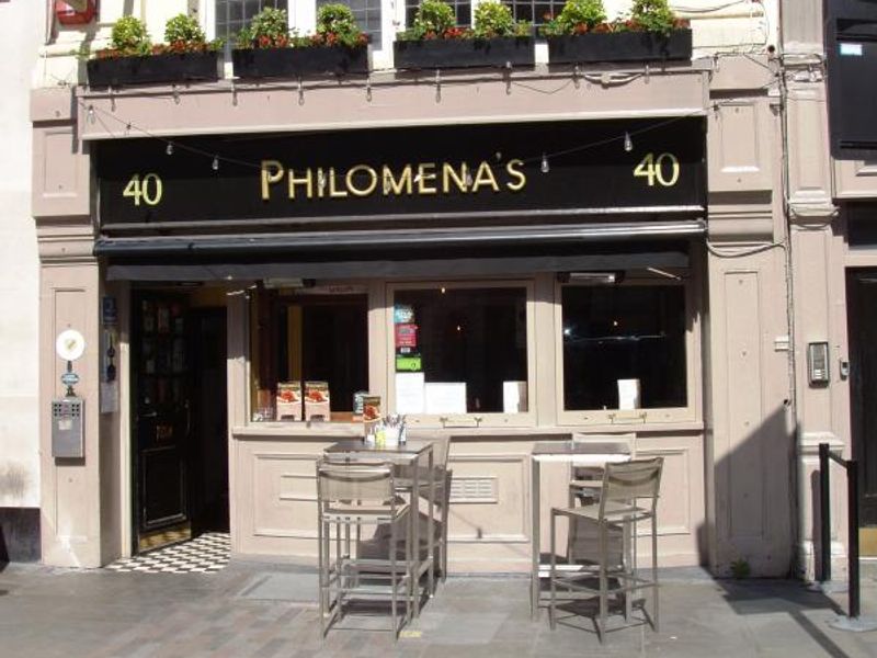 Philomenas WC2-2. (Pub, External). Published on 24-05-2015