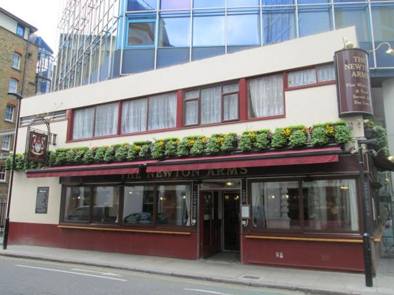 Photo date: May 2013. (Pub, External). Published on 04-08-2013