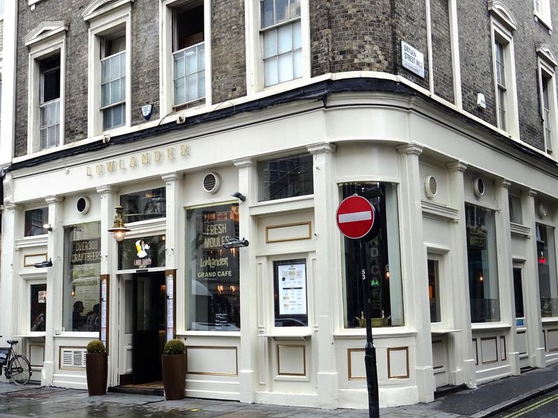 Lowlander May 2018. (Pub, External, Key). Published on 02-06-2018