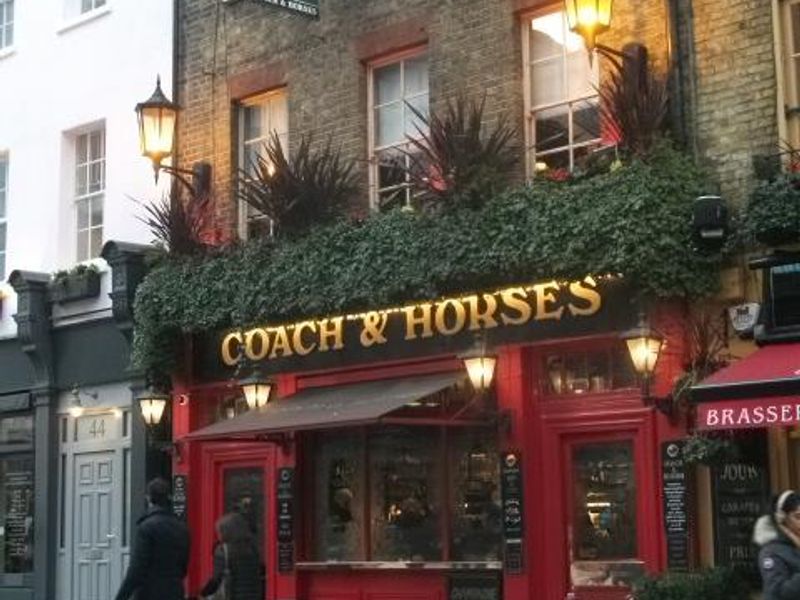 Coach Front El 12-Feb-18. (Pub, External). Published on 13-02-2018