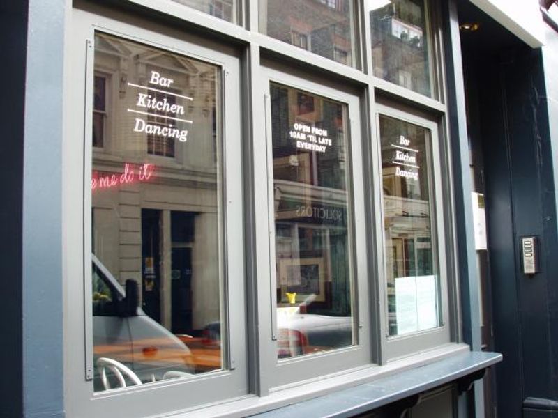 Mables WC2-2. (Pub, External). Published on 24-05-2015