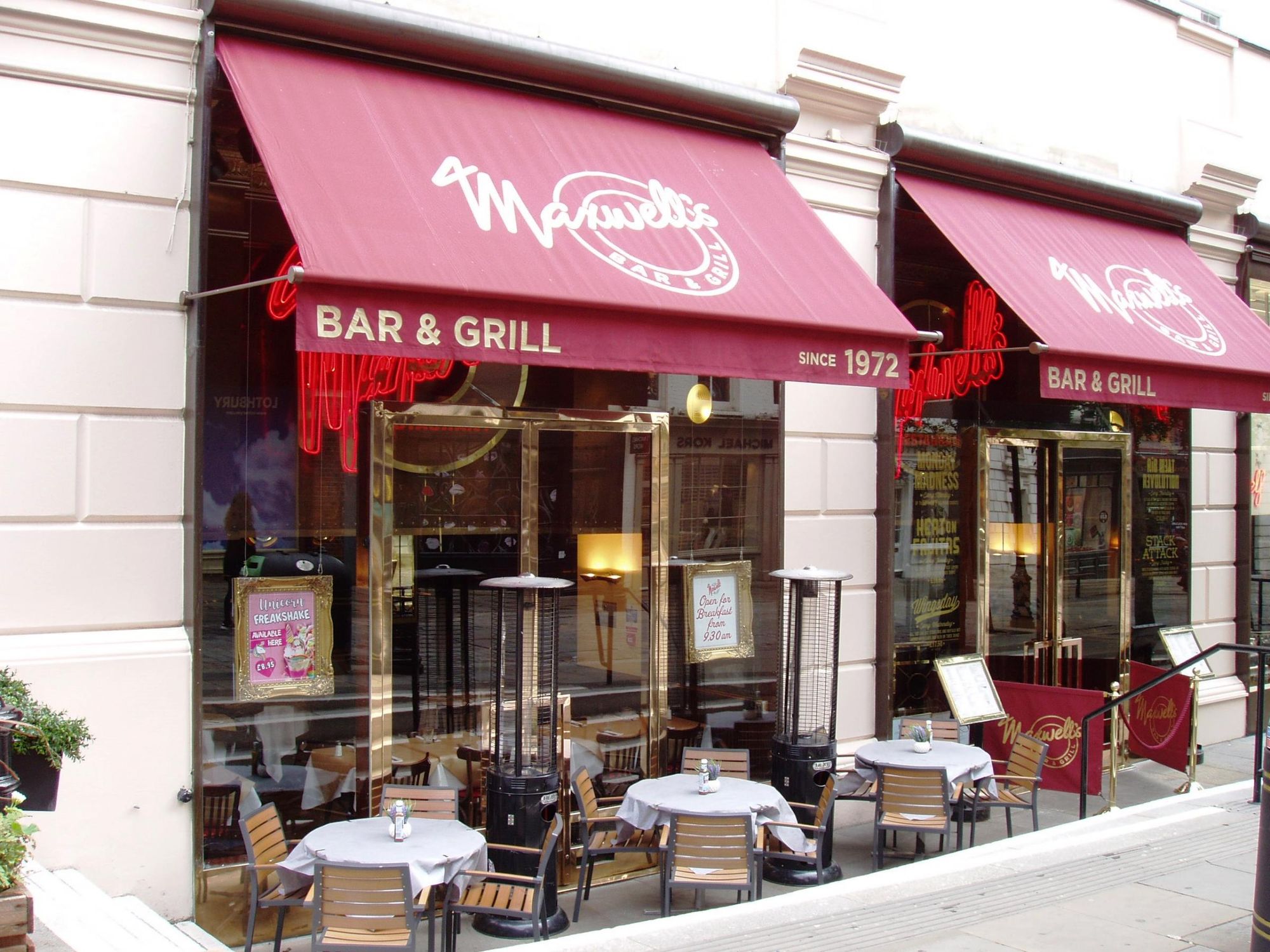 Maxwells WC2 Sep 2017. (Pub, External, Key). Published on 17-09-2017