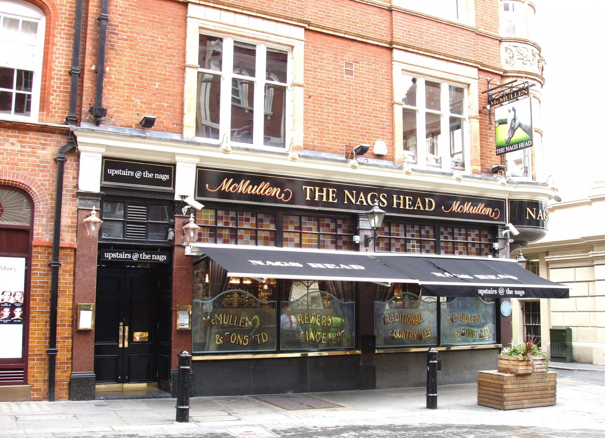 Nags Head WC2-3 Sep 2017. (Pub, External). Published on 17-09-2017