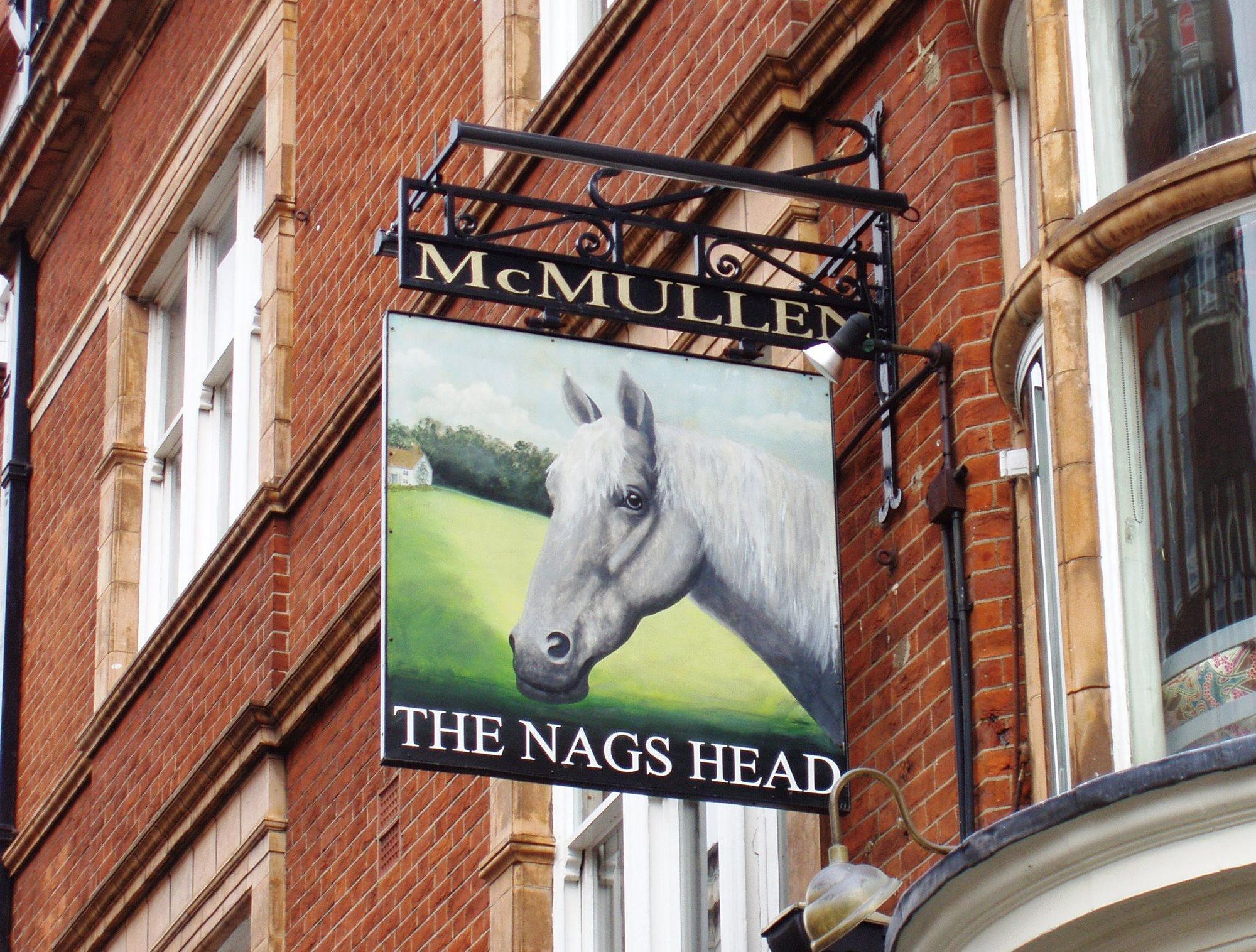 Nags Head WC2 sign Sep 2017. (Pub, External, Sign). Published on 17-09-2017