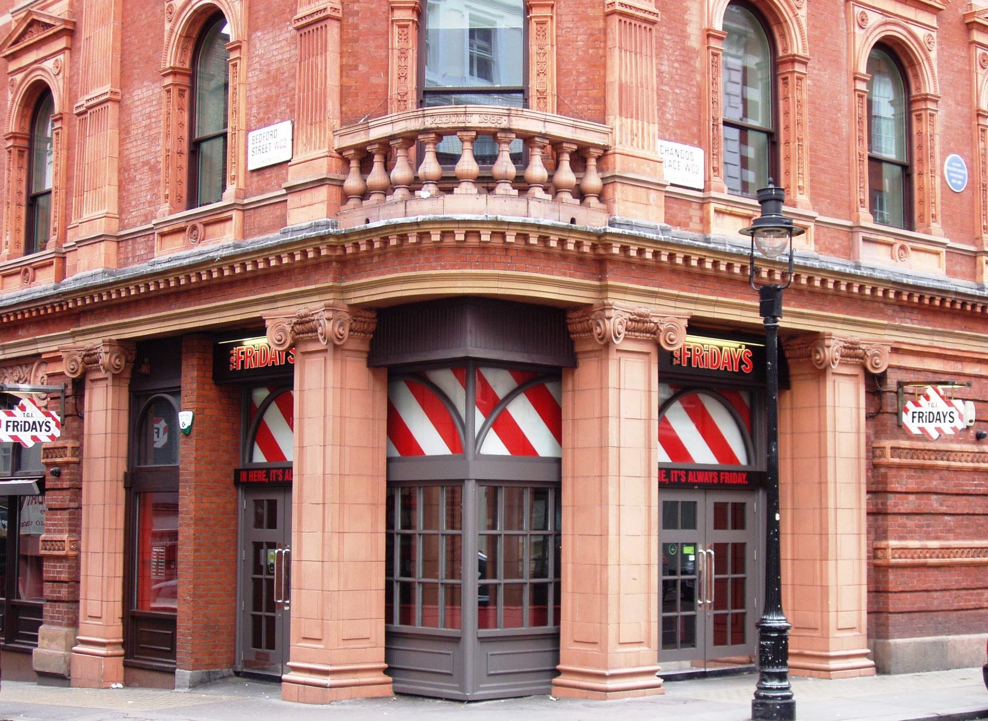 TGI Fridays WC2E. (Pub, External, Key). Published on 17-09-2017