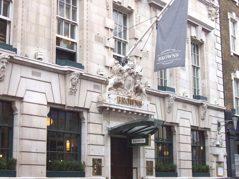Browns WC2-2 Sep 2017. (Pub, External). Published on 17-09-2017