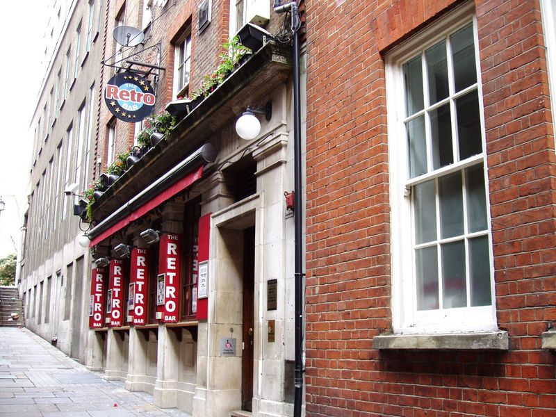 Retro Bar WC2 Sep 2017. (Pub, External, Key). Published on 17-09-2017