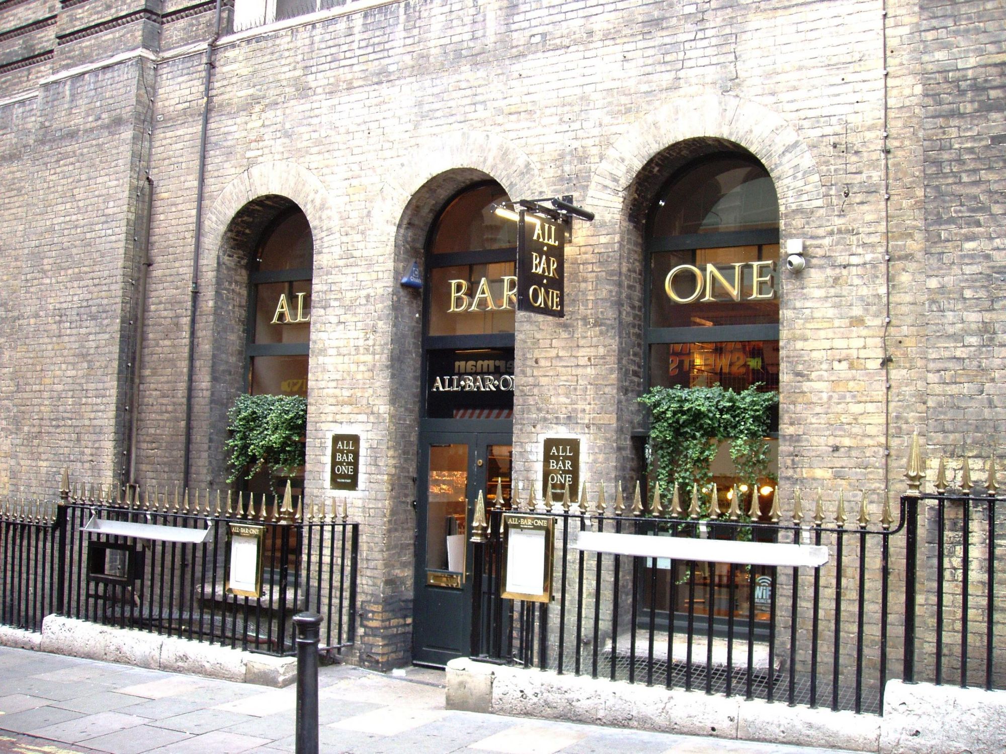 All Bar One WC2N-2 Sep 2017. (Pub, External). Published on 17-09-2017
