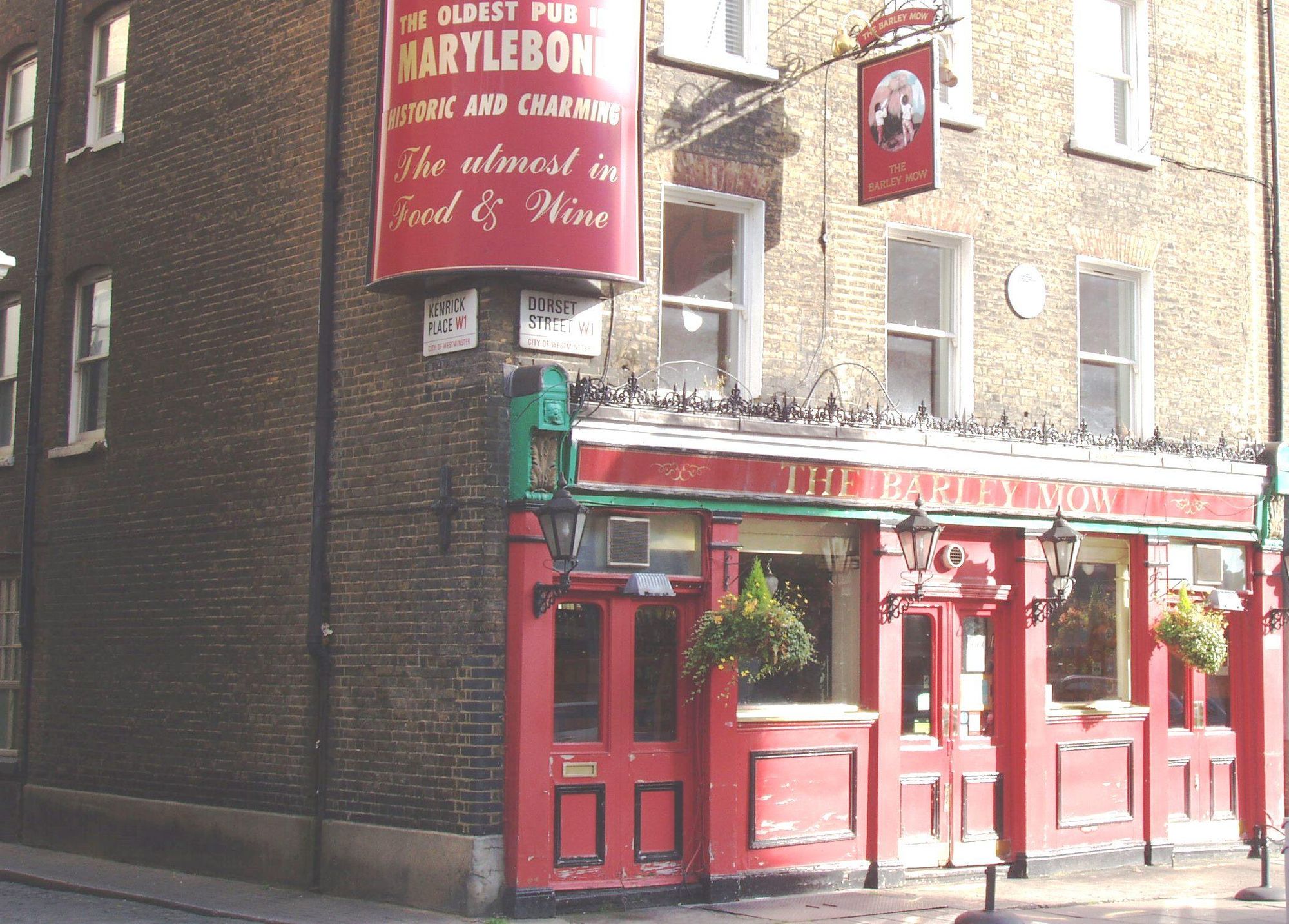 Barley Mow W1-2 Sep 2017. (Pub, External). Published on 11-09-2017
