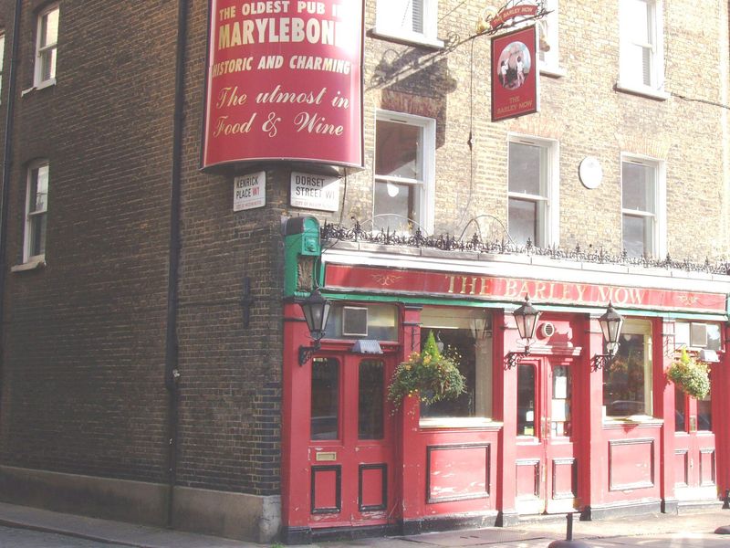 Barley Mow W1-2 Sep 2017. (Pub, External). Published on 11-09-2017 