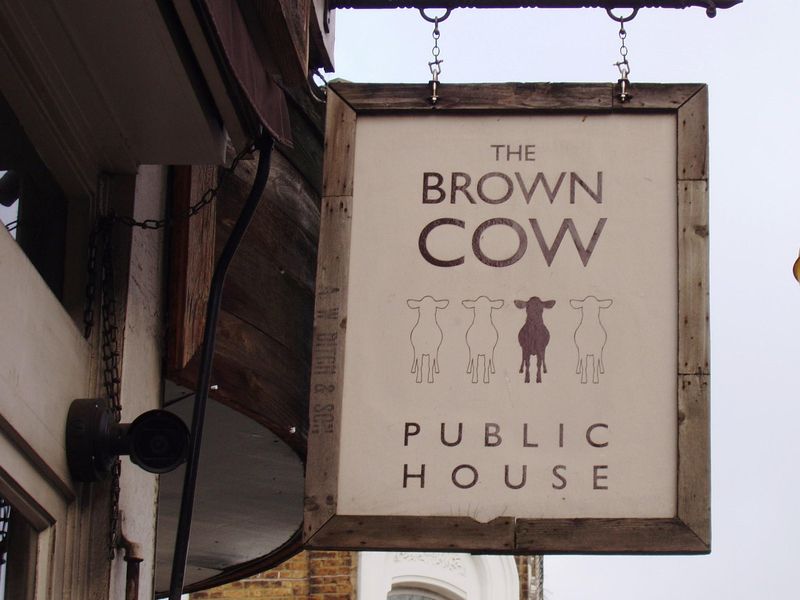 Brown Cow SW6 sign Jan 2020. (Pub, External, Sign). Published on 05-01-2020 