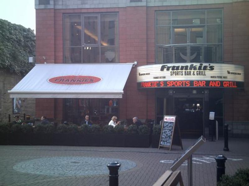 Frankie's SW6. (Pub, External, Key). Published on 03-10-2013