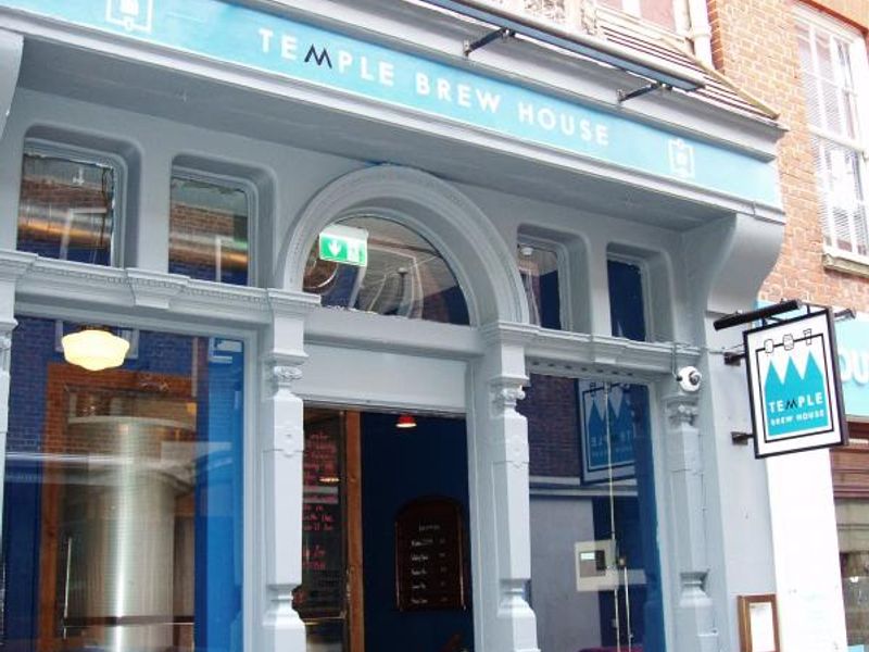 Temple Brew House WC2. (Pub, External). Published on 30-11-2014