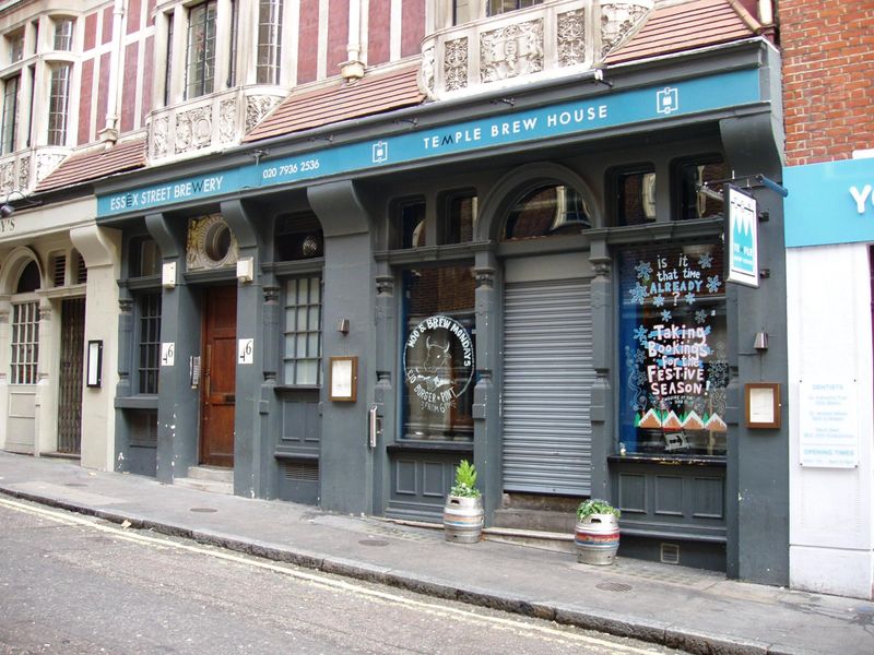 Temple Brew House WC2-3 Oct 2017. (Pub, External). Published on 29-10-2017
