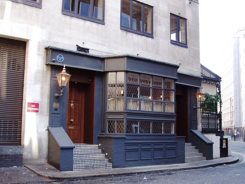 Mr Foggs W1-1 Aug 2017. (Pub, External, Key). Published on 27-08-2017