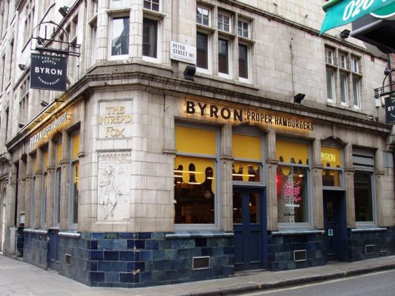 Intrepid Fox old site W1 Nov 2015. (Pub, External, Key). Published on 08-11-2015