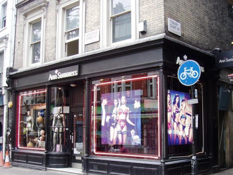 Friendly Society W1 from Wardour St Nov 2015. (Pub, External). Published on 08-11-2015