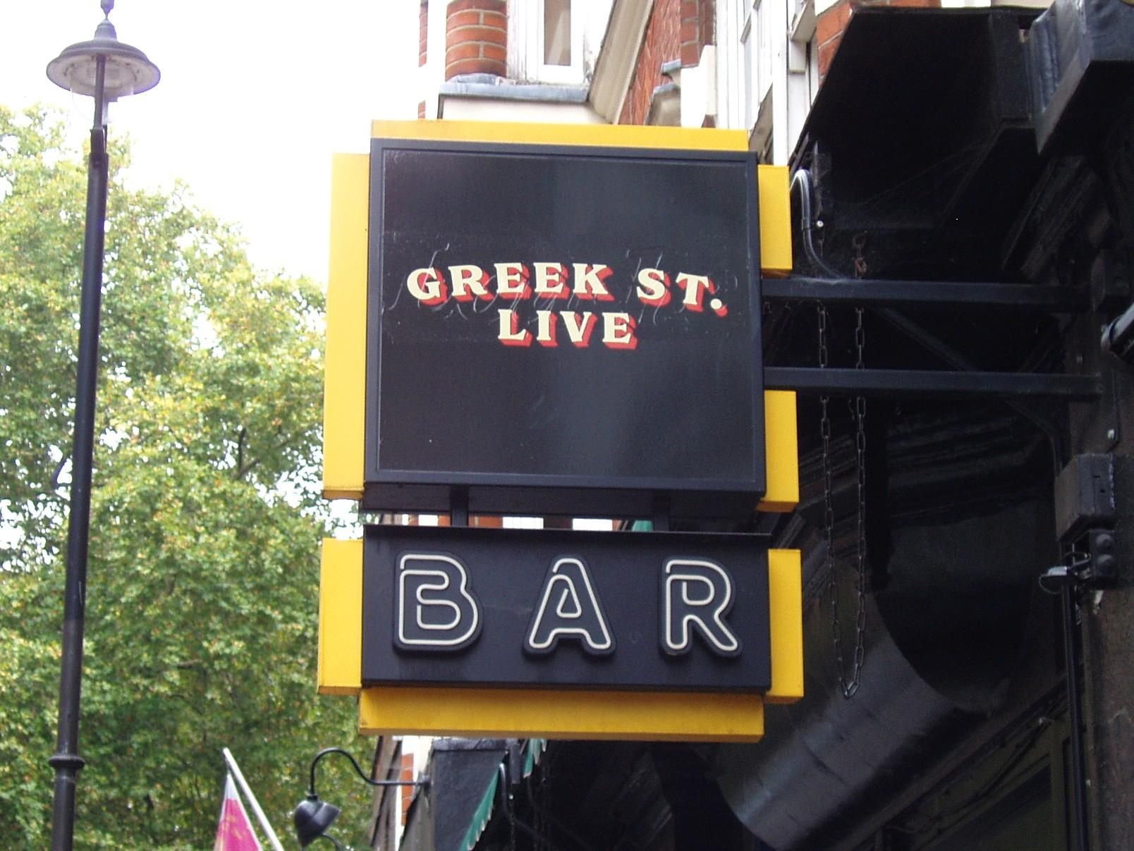 Greek St Live sign Oct 2025. (Pub, External, Sign). Published on 12-10-2025