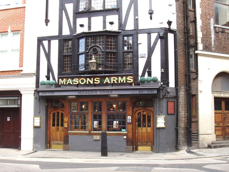 Masons Arms W1-1 Aug 2017. (Pub, External, Key). Published on 27-08-2017