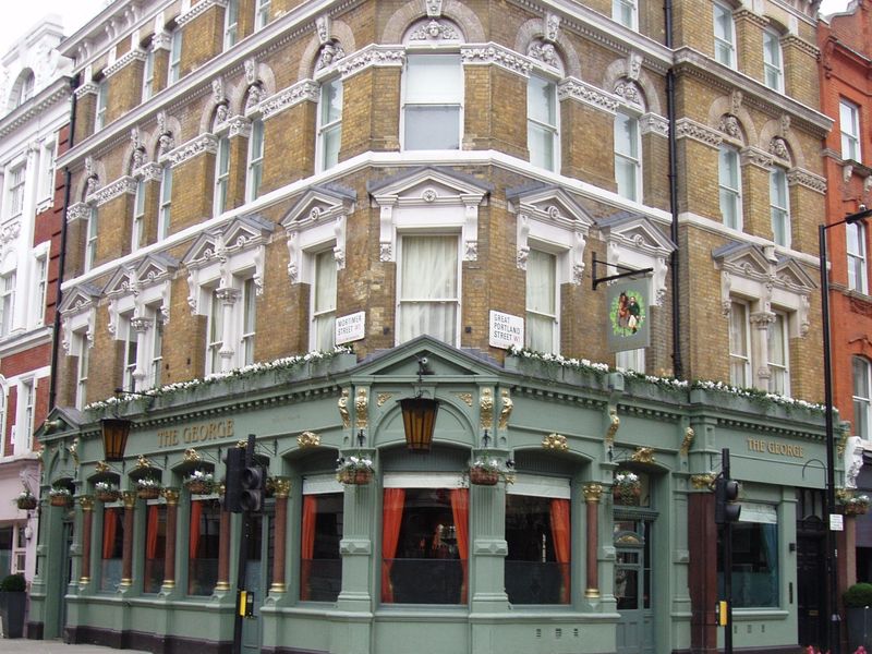 George Fitzrovia-2 Jan 2022. (Pub, External). Published on 23-01-2022 