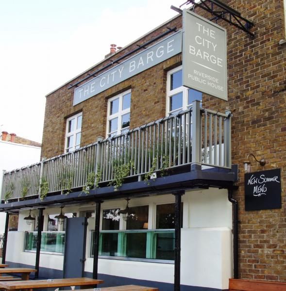 City Barge W4 riverside. (Pub, External, Key). Published on 22-08-2014