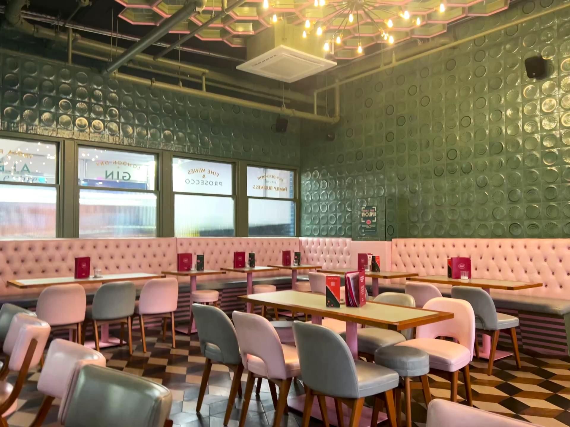 Craft Beer Co W6 interior-1. (Pub). Published on 11-09-2025