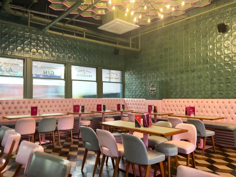 Craft Beer Co W6 interior-1. (Pub). Published on 11-09-2025 