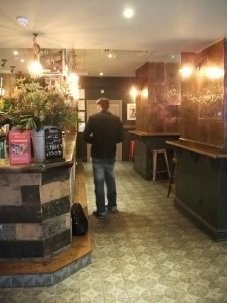 New look and feel. (Pub, Bar, Customers). Published on 08-08-2015