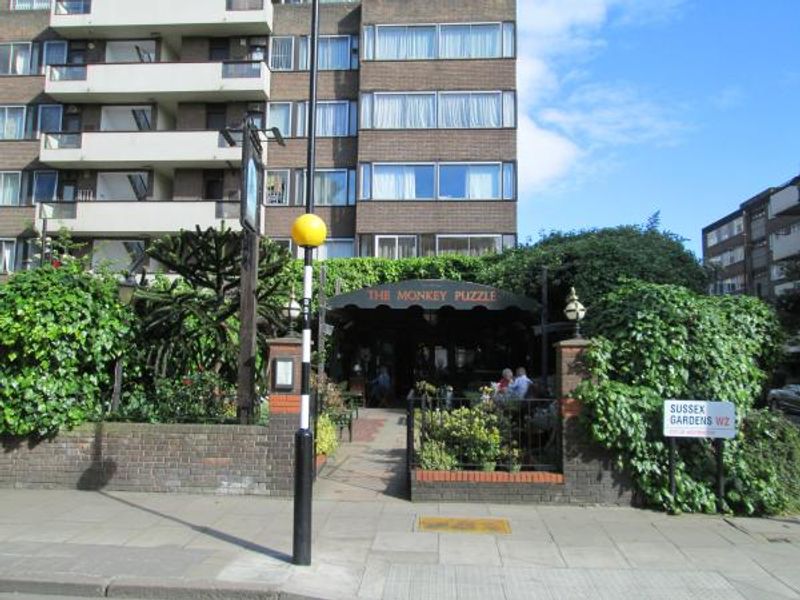 Photo date: June 2013. (Pub, External). Published on 14-07-2013 