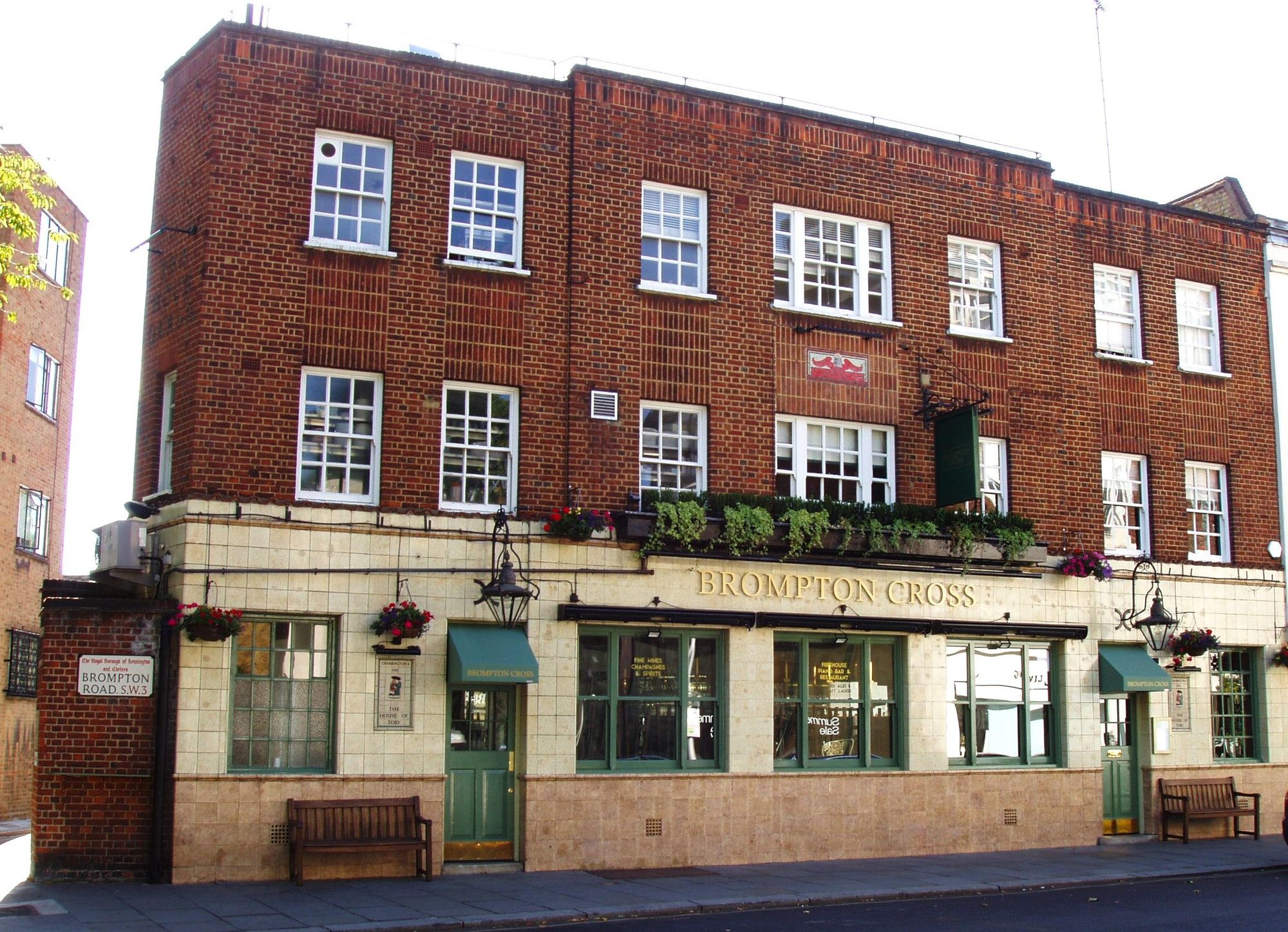 Brompton Cross-1 July 2022. (Pub, External, Key). Published on 24-07-2022