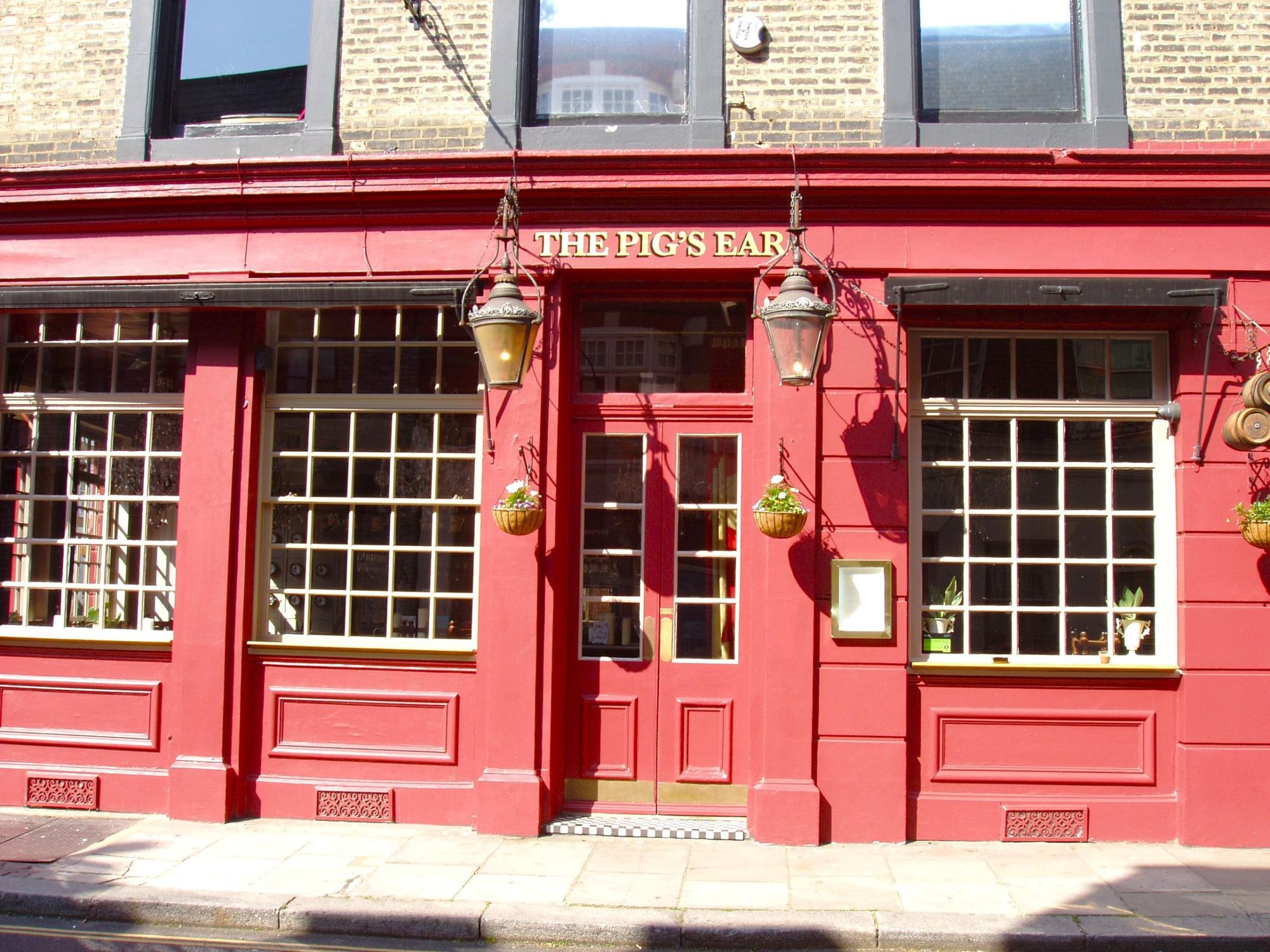 Pig's Ear-3 May 2024. (Pub, External). Published on 12-05-2024