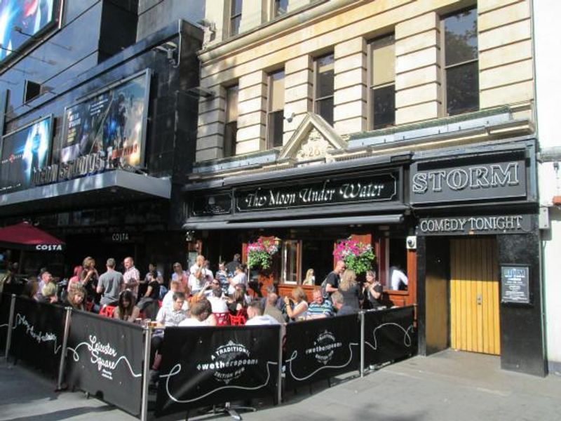 Photo date: June 2013. (Pub, External). Published on 27-07-2013 